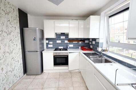 94C Mount Pleasant Lane, Clapton, London, E5 9EN