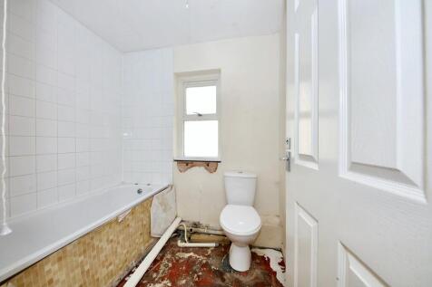 43 Bunkers Hill Lane, Bilston, WV14 6JP