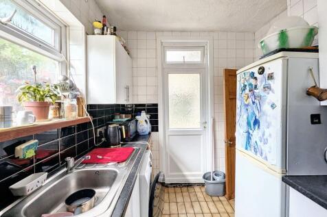 26 Adamsrill Road, Sydenham London SE26 4AN