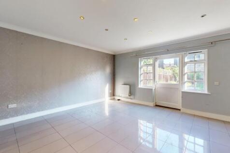 12 Brook Close, Balham High Road, Balham,  London, SW17 7BT