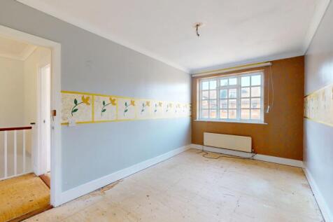 12 Brook Close, Balham High Road, Balham,  London, SW17 7BT