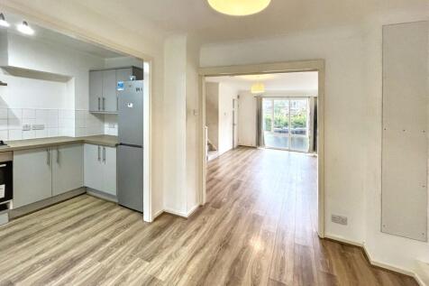 223 Turnpike Link, Croydon, CR0 5NW