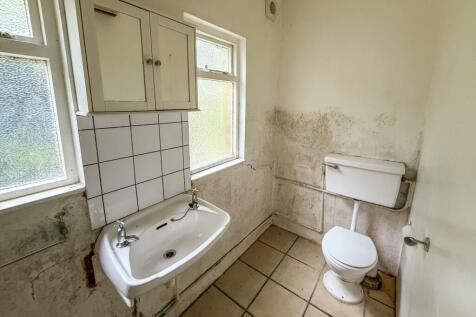 Lower Flat 3, Silwood place, St johns road, Crowborough, TN6 1RW
