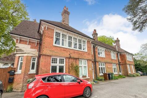 Two adjoining rooms, Silwood place, St johns Road, Crowborough, TN6 1RW