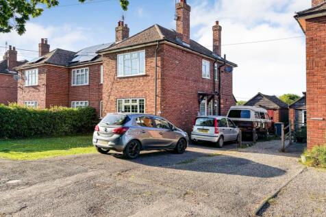 37 Rendham Road, Saxmundham, Suffolk, IP17 1EA