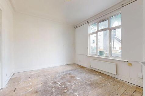 49 Grove Road, Acton, London W3 6AN