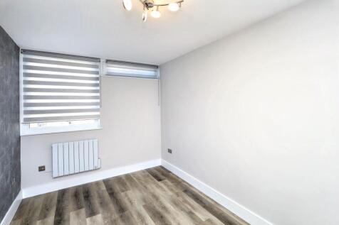 37 Westland House, Rymill Street, London, E16 2LE