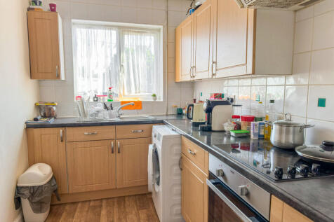 Flats A-D, 1 Donkin Hill, Caversham, Reading, RG4 5DG