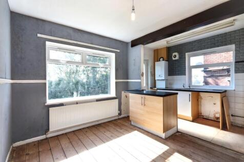 67 Sandstone Road, Wincobank, Sheffield, S9 1AF
