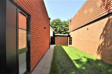 82A, 82B, 82C, 82D &amp; 82E Aldersbrook Road, London, E12 5DH