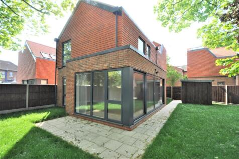 82A, 82B, 82C, 82D &amp; 82E Aldersbrook Road, London, E12 5DH