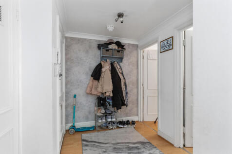 233-235 Kilburn High Road, London, NW6 7JN