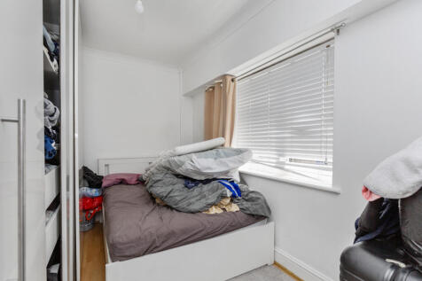 233-235 Kilburn High Road, London, NW6 7JN