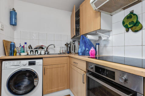233-235 Kilburn High Road, London, NW6 7JN
