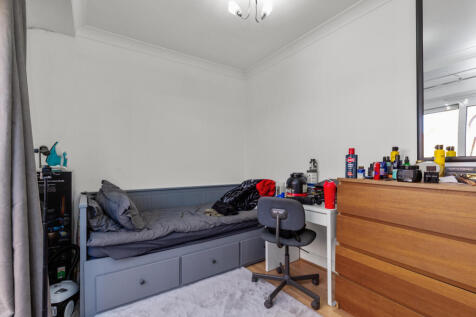 233-235 Kilburn High Road, London, NW6 7JN