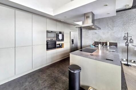 Apartment 802, 25 Church Street, Manchester M4 1PE