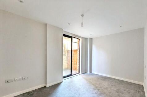 Apartment 2, 132 Battersea High Street,  Battersea, London SW11 3JR