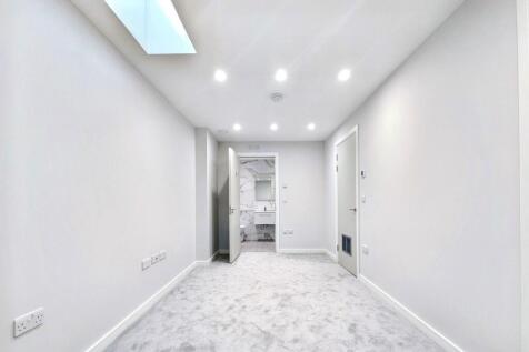 Apartment 2, 132 Battersea High Street,  Battersea, London SW11 3JR