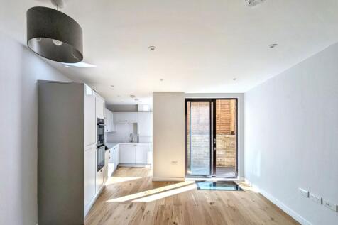 Apartment 2, 132 Battersea High Street,  Battersea, London SW11 3JR