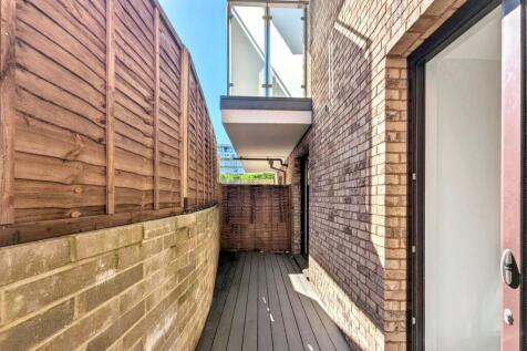 Apartment 2, 132 Battersea High Street,  Battersea, London SW11 3JR