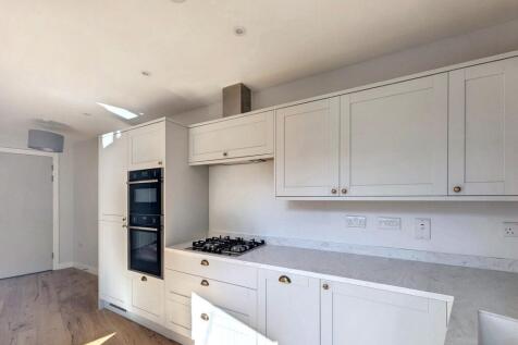 Apartment 2, 132 Battersea High Street,  Battersea, London SW11 3JR