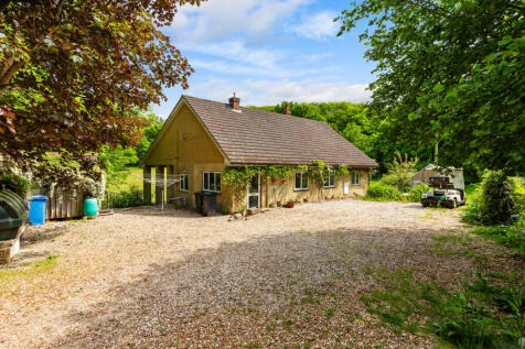 Hopewell, Chapel Woods, Charing, Ashford, Kent, TN27 0NP