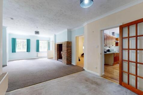 Hopewell, Chapel Woods, Charing, Ashford, Kent, TN27 0NP