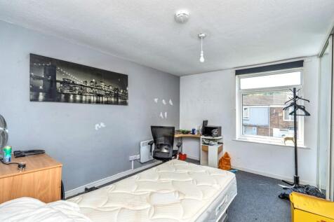 115 Holbeck, Bracknell, Berkshire, RG12 8XF