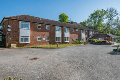 Pembridge House, Salisbury Road, Fordingbridge, Hampshire, SP6 1QT