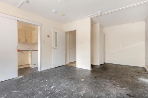 Pembridge House, Salisbury Road, Fordingbridge, Hampshire, SP6 1QT