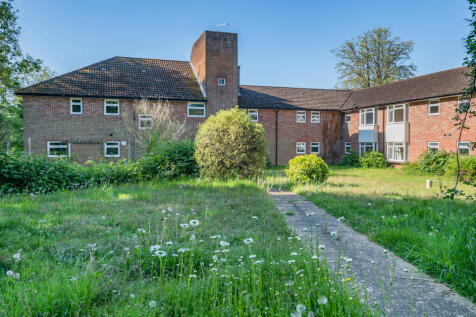 Pembridge House, Salisbury Road, Fordingbridge, Hampshire, SP6 1QT