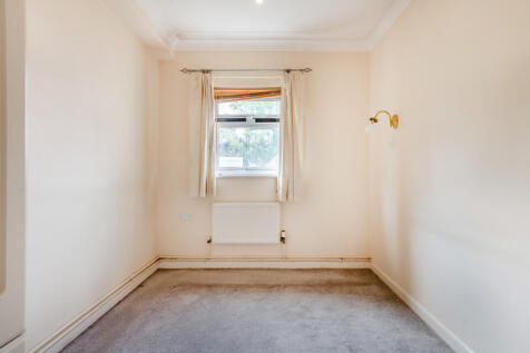 Pembridge House, Salisbury Road, Fordingbridge, Hampshire, SP6 1QT