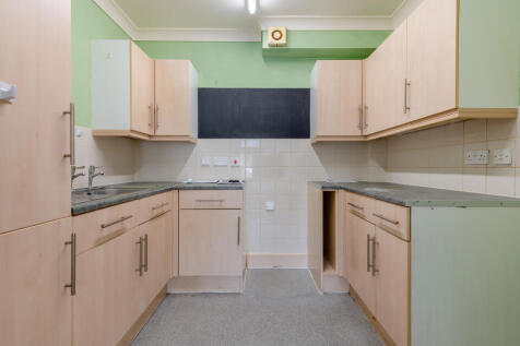 Pembridge House, Salisbury Road, Fordingbridge, Hampshire, SP6 1QT