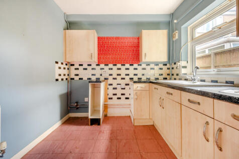 Pembridge House, Salisbury Road, Fordingbridge, Hampshire, SP6 1QT