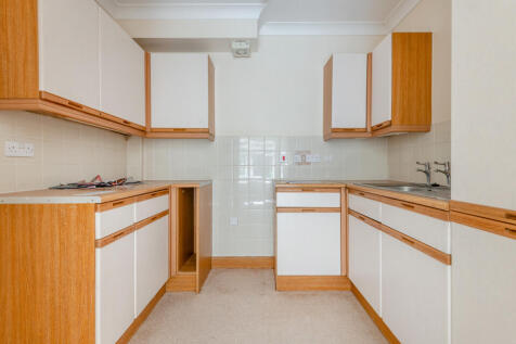 Pembridge House, Salisbury Road, Fordingbridge, Hampshire, SP6 1QT