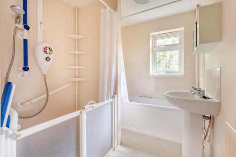 Pembridge House, Salisbury Road, Fordingbridge, Hampshire, SP6 1QT