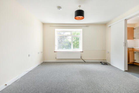 Pembridge House, Salisbury Road, Fordingbridge, Hampshire, SP6 1QT
