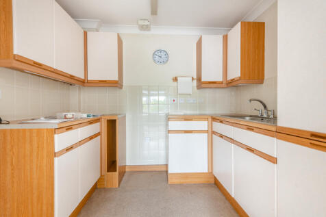 Pembridge House, Salisbury Road, Fordingbridge, Hampshire, SP6 1QT