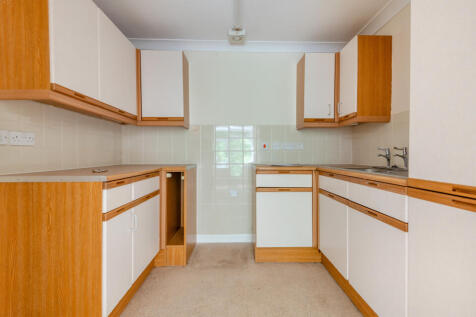 Pembridge House, Salisbury Road, Fordingbridge, Hampshire, SP6 1QT
