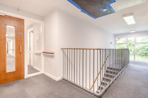 Pembridge House, Salisbury Road, Fordingbridge, Hampshire, SP6 1QT
