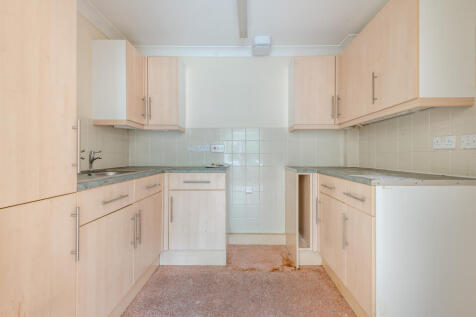 Pembridge House, Salisbury Road, Fordingbridge, Hampshire, SP6 1QT