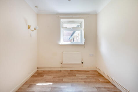 Pembridge House, Salisbury Road, Fordingbridge, Hampshire, SP6 1QT