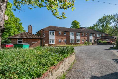 Pembridge House, Salisbury Road, Fordingbridge, Hampshire, SP6 1QT