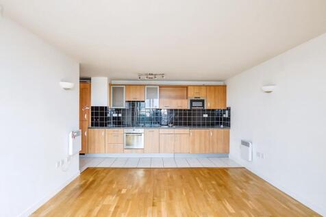 Flat 415 Becket House, New Road, Brentwood, Essex CM14 4GA