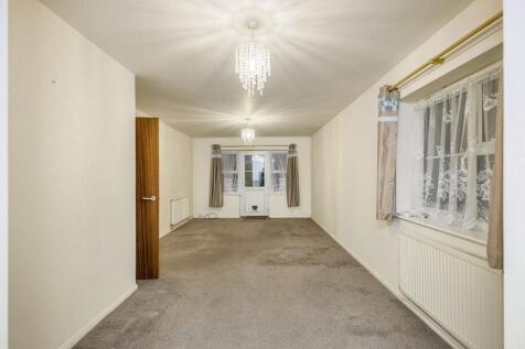 31 Heather Close, Colchester, Essex, CO2 0EQ