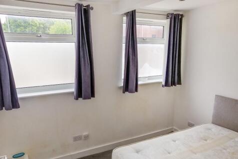 Flats A-D, 1 Donkin Hill, Caversham, Reading, RG4 5DG