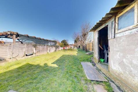128 Westbury Road, Southend-On-Sea, Essex, SS2 4DN