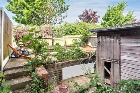 11 Penshurst Close, Canterbury, Kent, CT2 7RA