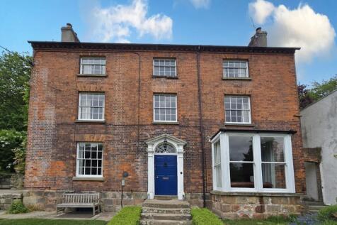 Viaduct House, Lower Lydbrook, Gloucestershire, GL17 9NT