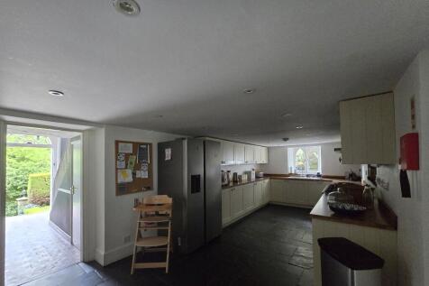 Viaduct House, Lower Lydbrook, Gloucestershire, GL17 9NT